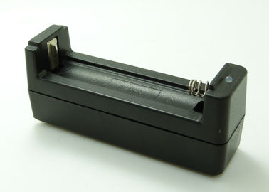 China Carregador de bateria simples do íon de Li da confiança alta, único carregador de bateria 18650 fornecedor