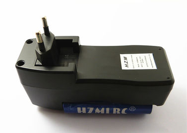 China Carregador de bateria duplo do íon da tomada 2 3,7 V Li da UE para Vapes 18650 20700 pilhas do íon do lítio fornecedor